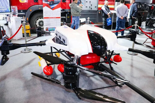 berita perusahaan terbaru tentang Modifikasi Hardcore! berat tugas MYUAV pemadam kebakaran dan penyelamatan UAV, 150 kg beban, 500 meter ketinggian penerbangan maksimum, 60 menit penerbangan