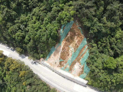 berita perusahaan terbaru tentang MYUAV memungkinkan patroli jalan raya dan berbagai langkah untuk melayani perjalanan yang aman