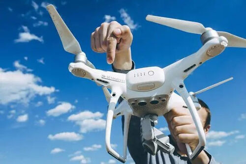 berita perusahaan terbaru tentang Desain "pintar" pada drone mengungkapkan sifat luar biasa dari Sayap teknologi