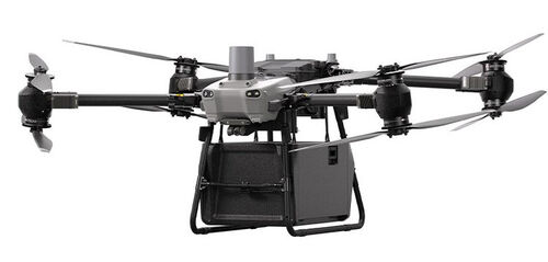 berita perusahaan terbaru tentang FC30 drone terikat untuk penyelamatan darurat DJI FlyCart 30 drone terikat oleh MYUAV max. ketinggian penerbangan 240m