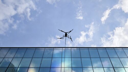 berita perusahaan terbaru tentang Pemberdayaan Teknologi, Membangun Ketinggian Baru dalam Keselamatan: Data MYUAV Membantu DJI M400 Membuka Pembersihan Ketinggian Tinggi